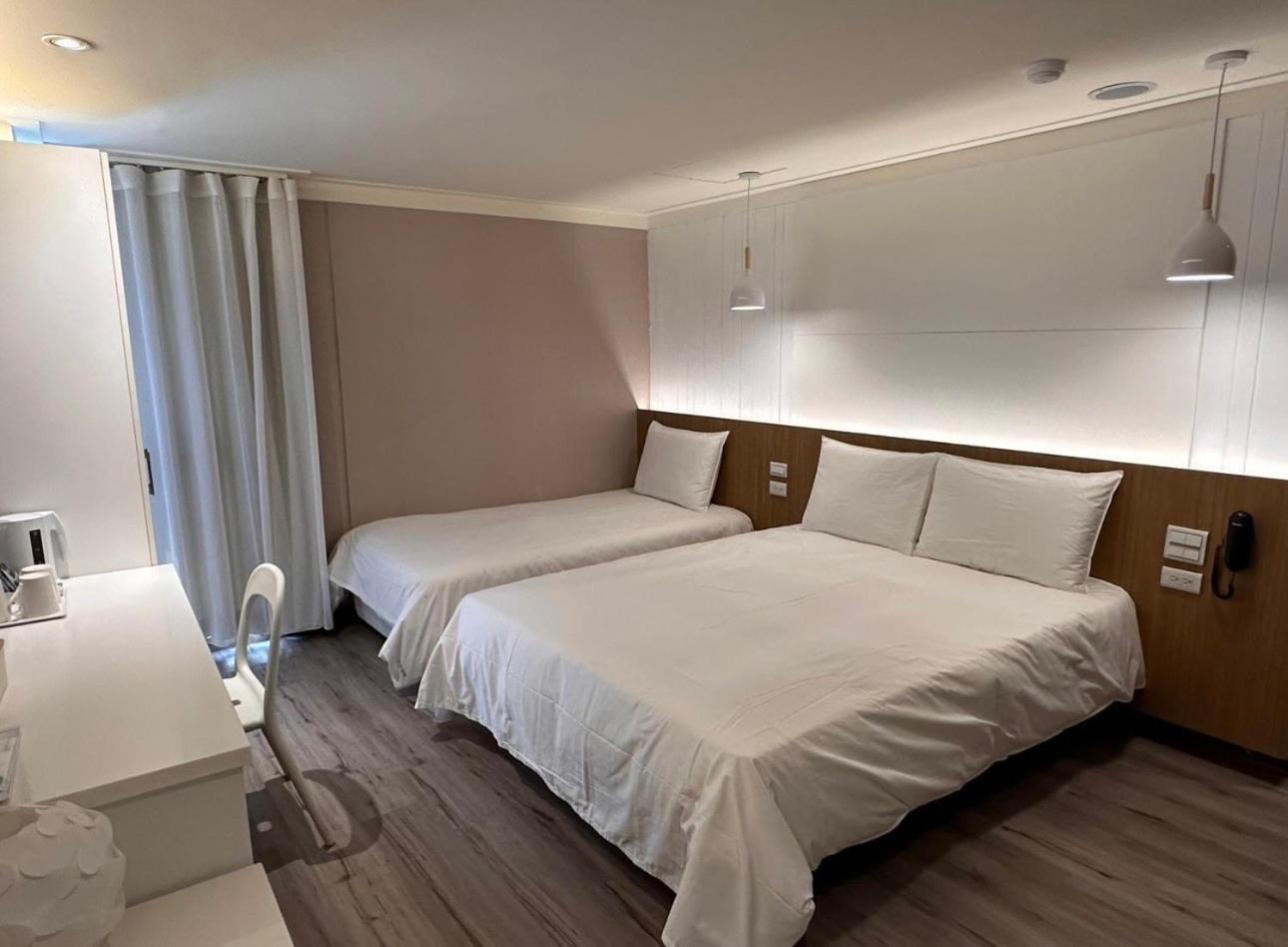 Days Fine Hotel Cao Hùng Ngoại thất bức ảnh