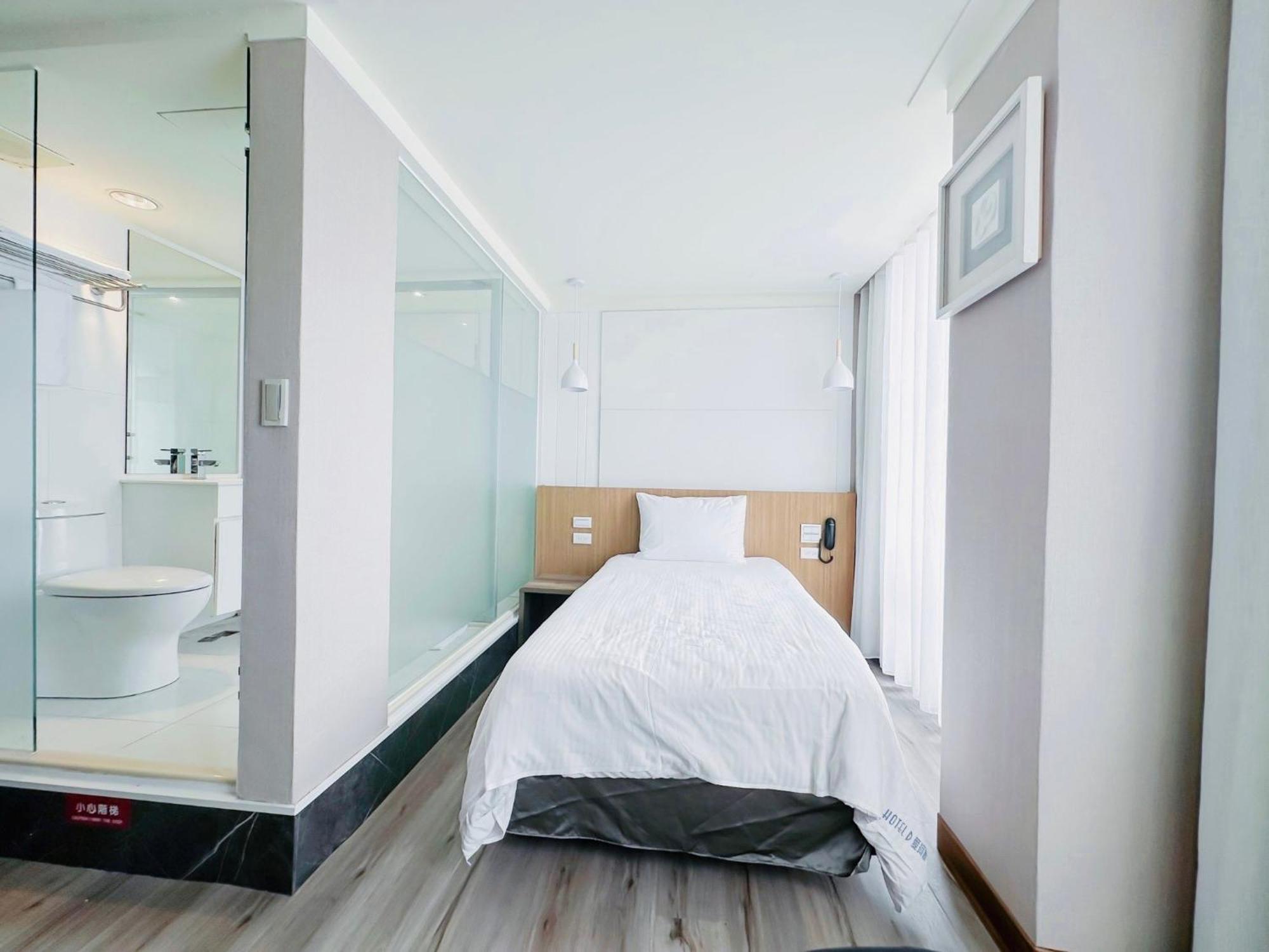 Days Fine Hotel Cao Hùng Ngoại thất bức ảnh